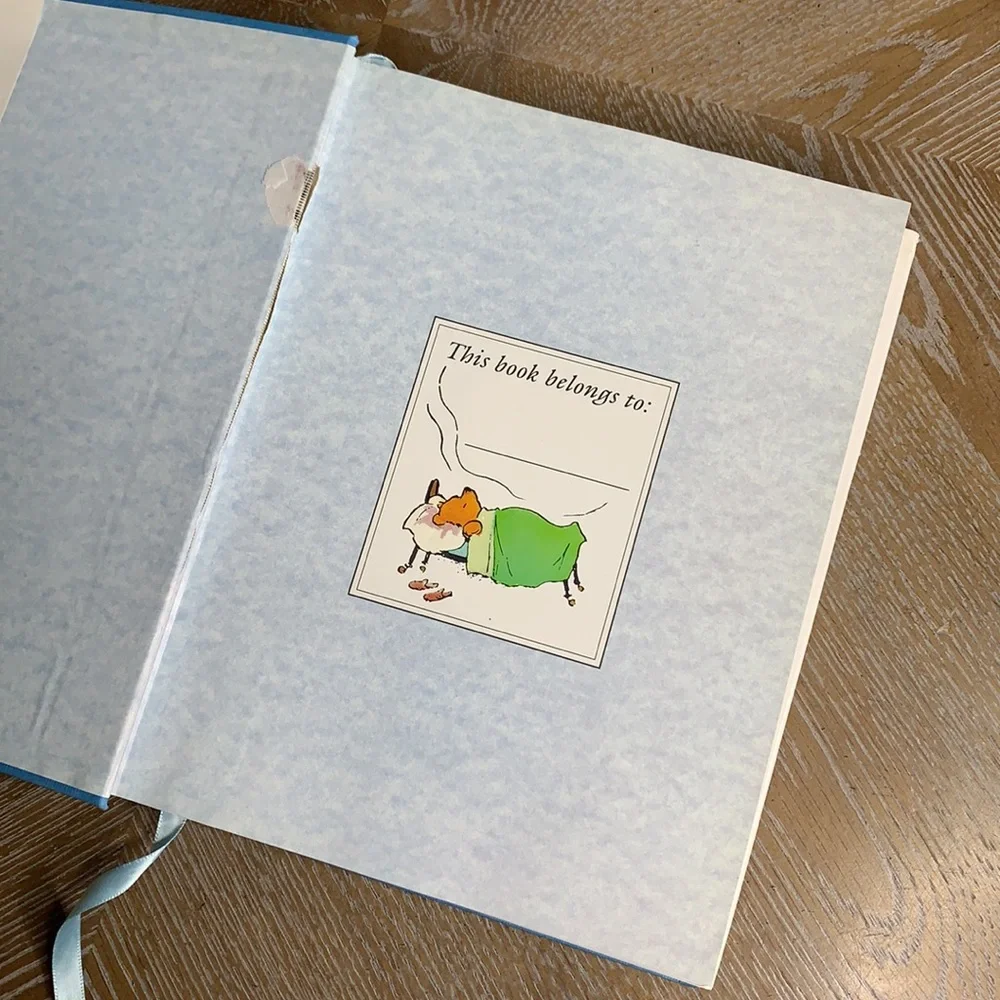 A.A. MILNE The Complete Tales of Winnie the Pooh 334 Page Children’s Book